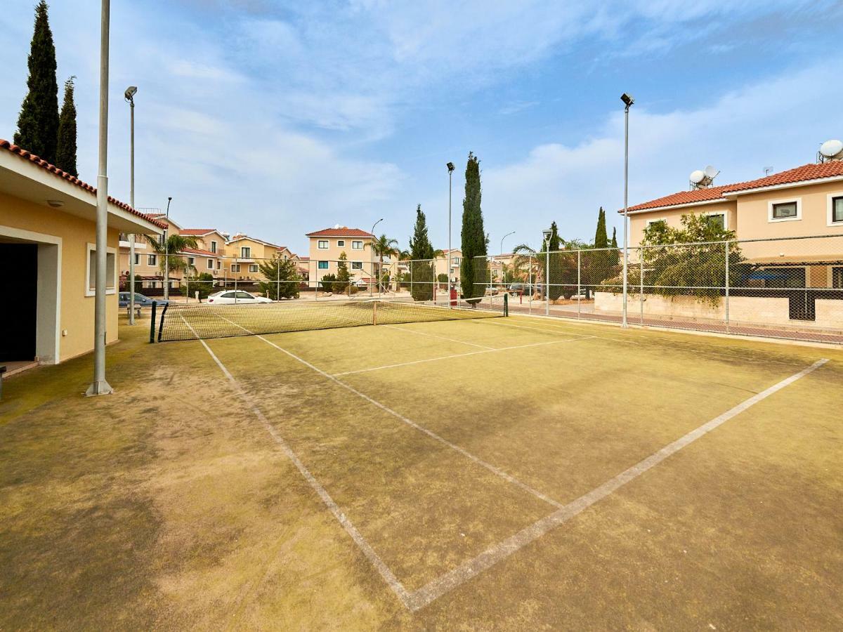 Kyklades Angie Resort Protaras Exterior foto