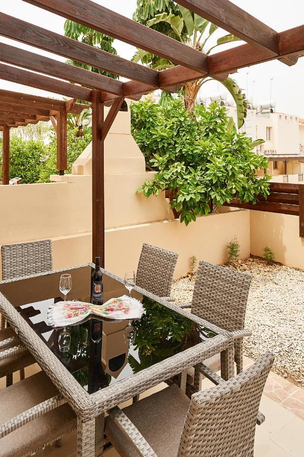 Kyklades Angie Resort Protaras Exterior foto